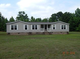 261 Shaun Ln, Clinton, NC 28328