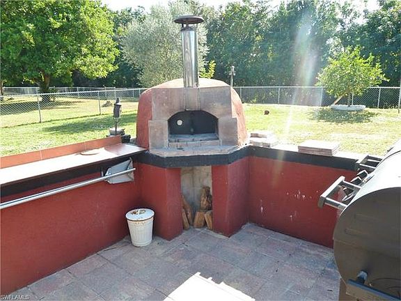 3rd image of 1525 Sautern Dr