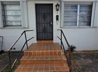 57 Esplanade Dr #C, Miami, FL 33166