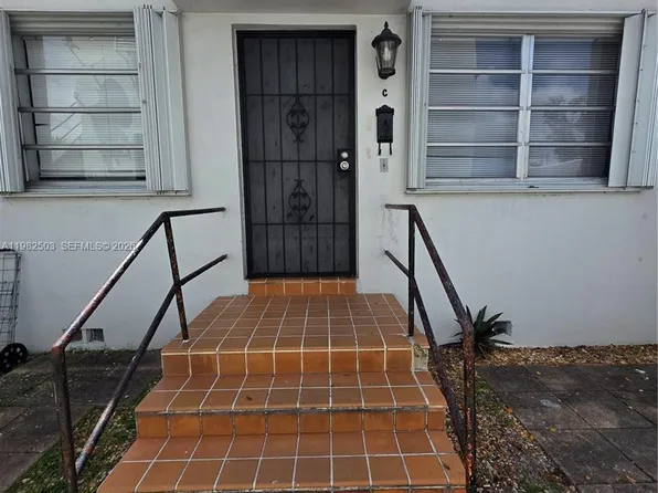 57 Esplanade Dr #C, Miami, FL 33166