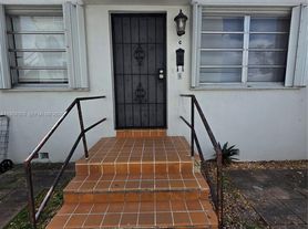 57 Esplanade Dr, Miami, FL