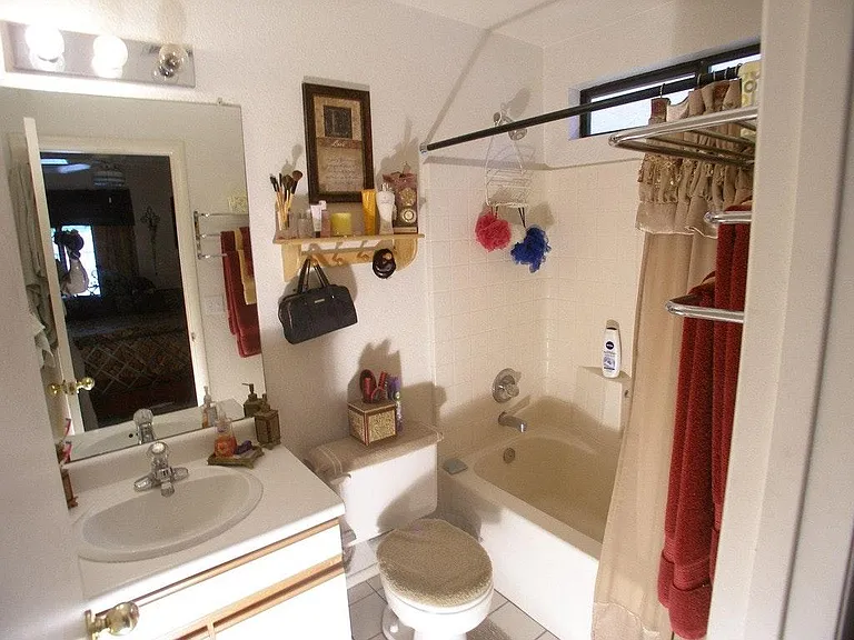 8626 W Mariposa Dr — Photo 3