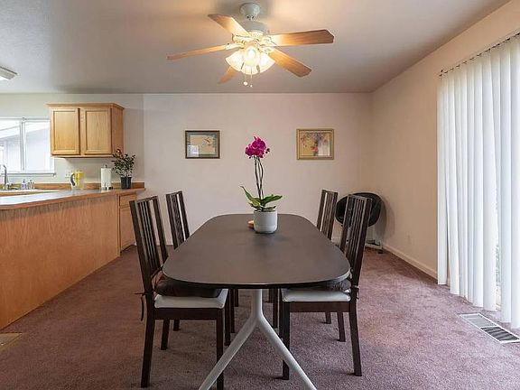 2nd image of 723 Alta Vista Ave
