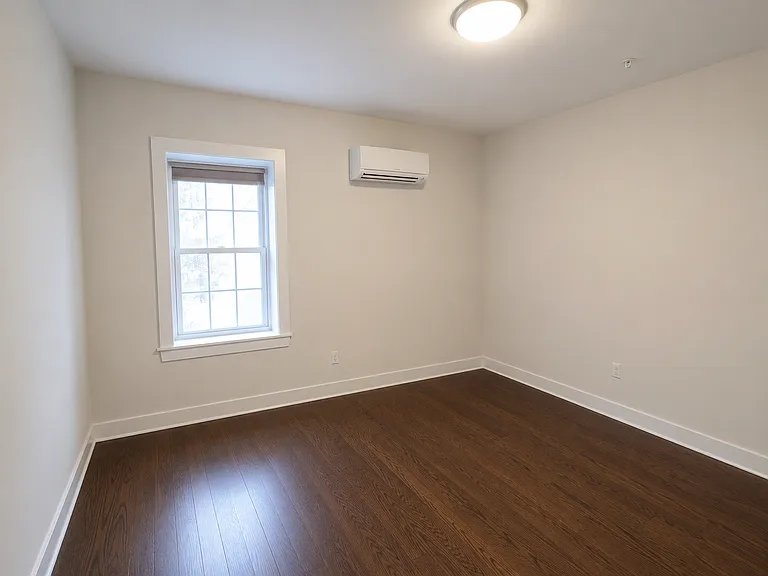 65 Central St #2 — Photo 5