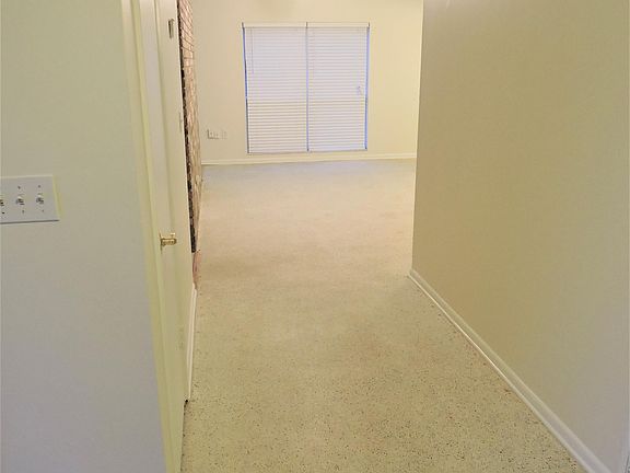 5th image of 6402 Vergil Ln