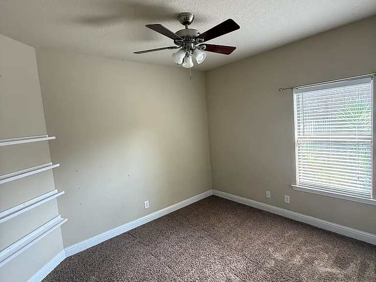 2216 Livingstone Ct — Photo 10