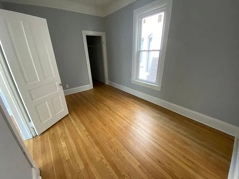 1901 W Belle Plaine Ave #1F — Photo 10