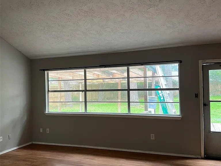 6507 Bridgegate Dr — Photo 2