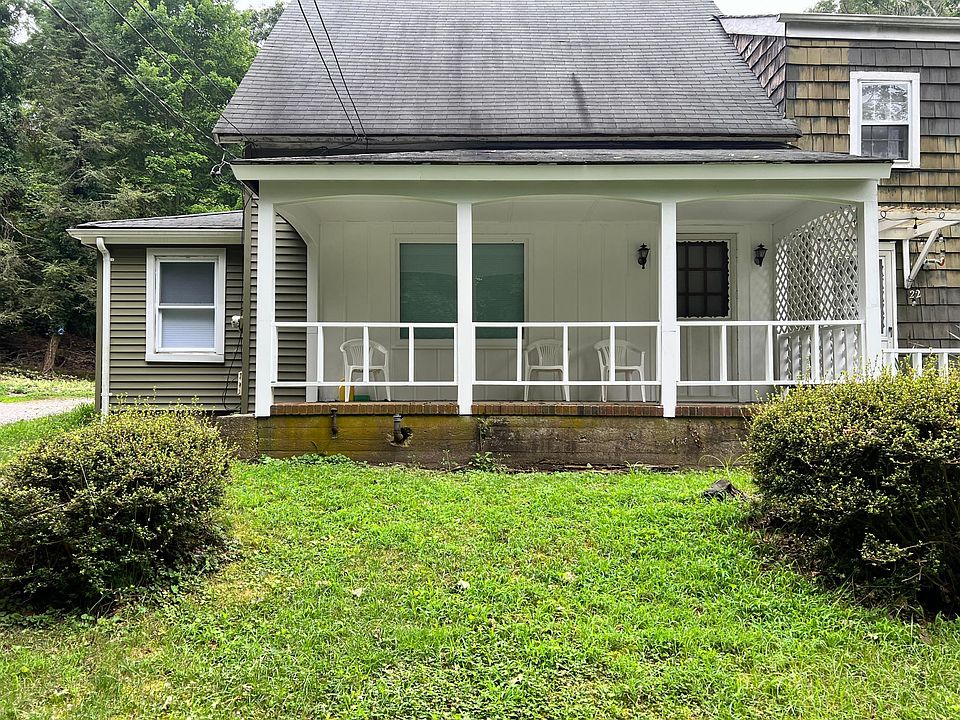 1st image of 20 Main St