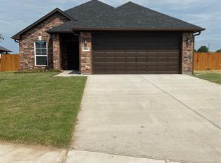 630 Pikes Pl, Sherman, TX 75092