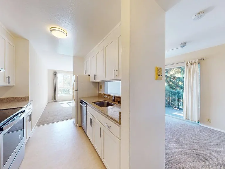 2632 Warring St #8 — Photo 6