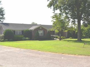 8 Nebo Yorkville Rd, Newbern, TN 38059