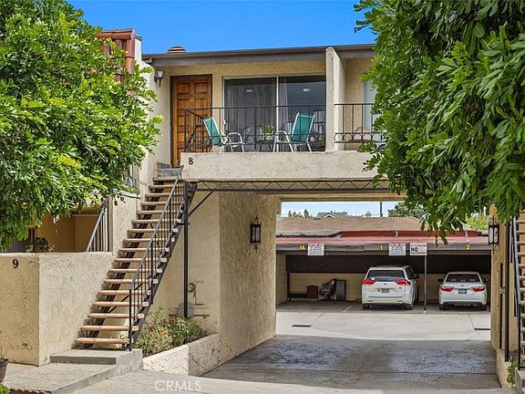 4th image of 1130 W Huntington Dr Unit 8