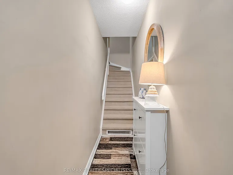54 E Liberty St #1013 — Photo 3