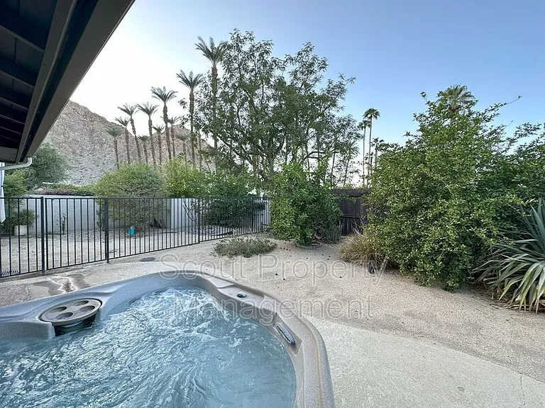 46560 Cameo Palms Dr — Photo 22