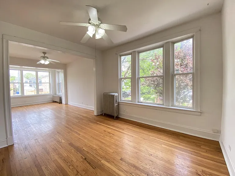 4009 N Springfield Ave #2 — Photo 4