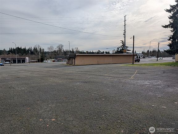 3rd image of 13428 Highway 99