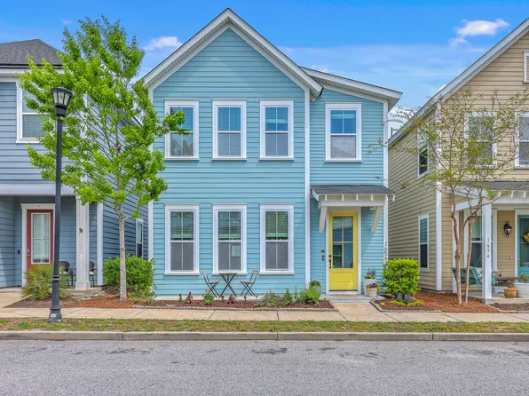 1656 Indy Dr, North Charleston, SC 29405