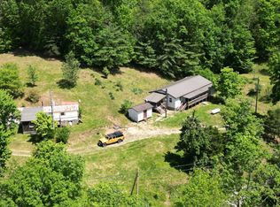 874 Cox Frk, Gandeeville, WV 25243