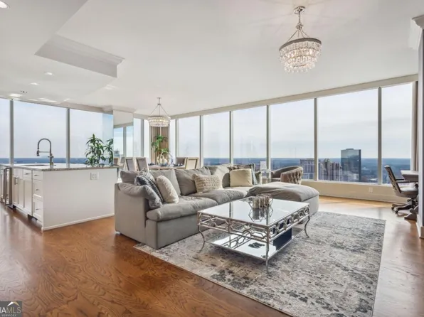 3630 Peachtree Rd NE Unit 2204, Atlanta, GA 30326