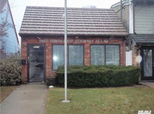 5400 Merrick Rd, Massapequa, NY 11758