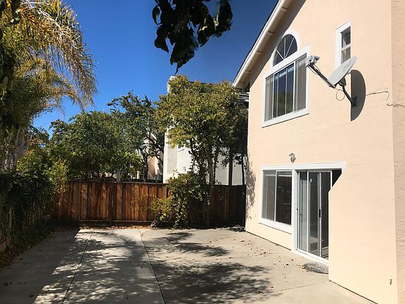 4th image of 5408 Shattuck Ave