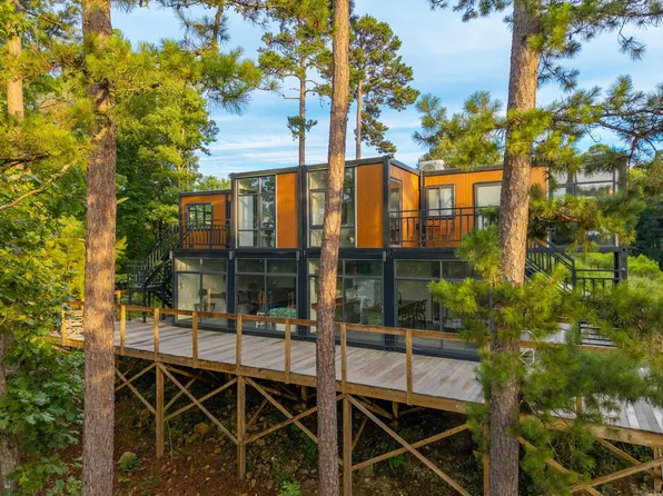 124 Waterfall Ct, Hot Springs National Park, AR 71913