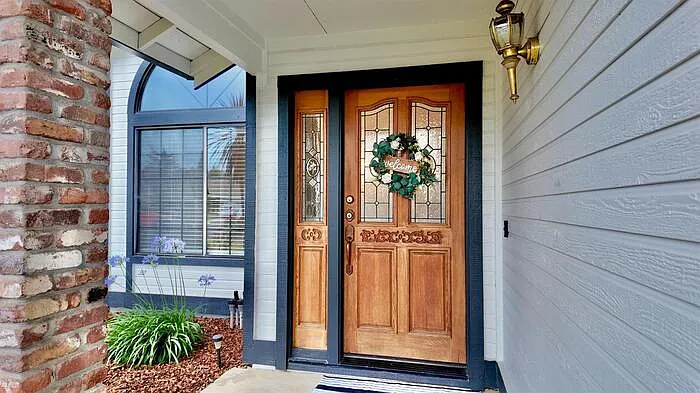 3 bed, 2.5 bath, 1730 sqft, $2,995 — Photo 2