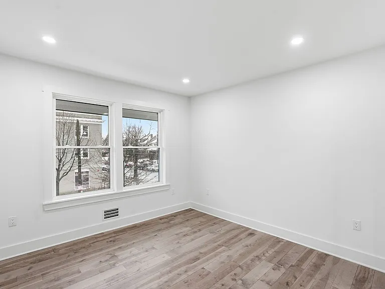 1355 Longfellow St NW — Photo 19
