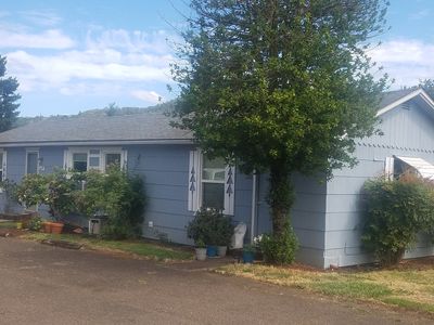 435 W Agee St, Roseburg, OR, 97471