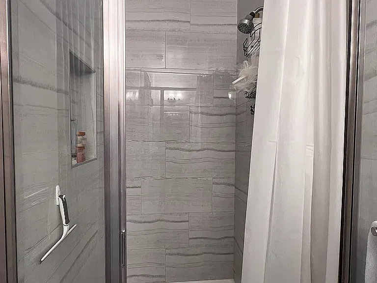 905 Madonna Rd — Photo 2