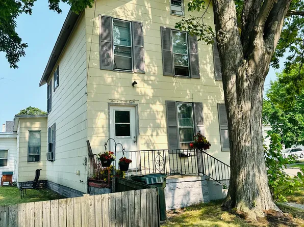 1298 Spring St, Muskegon, MI 49442
