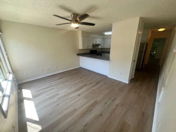Updated NE Portland Apartments, 3929 NE 78th Ave Suite 10, Portland, OR 97213