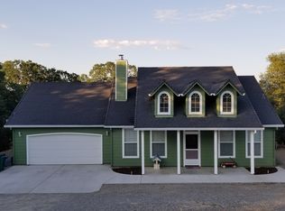 20730 The Oaks Dr, Red Bluff, CA 96080