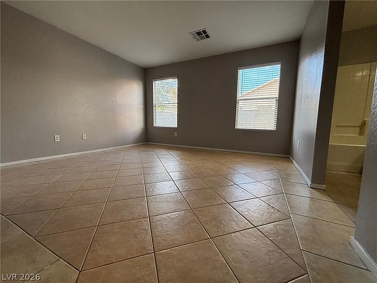 5344 Dawes Ct — Photo 10