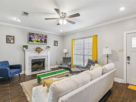 2nd image of 759 Fountain View Dr