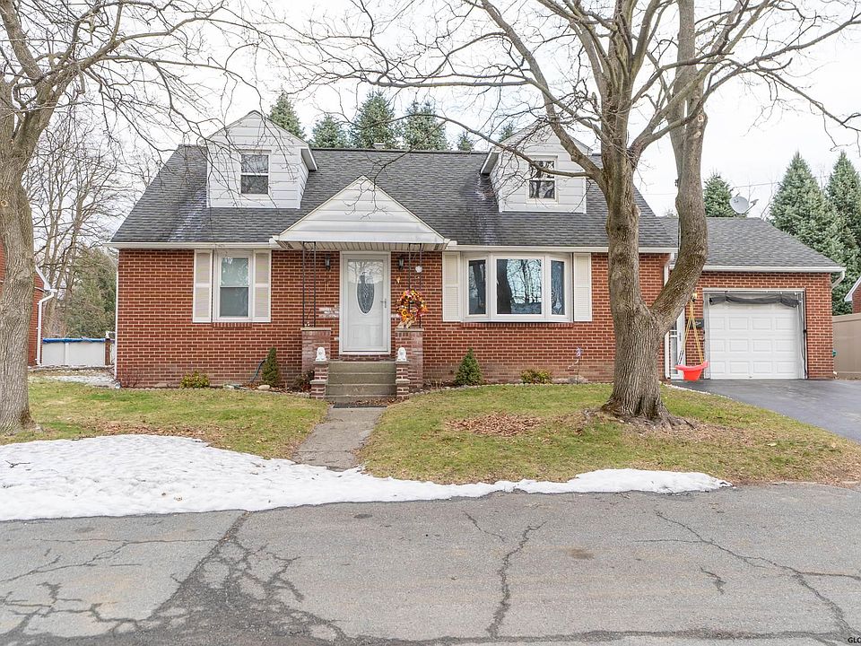 1st image of 31 Bosher Dr