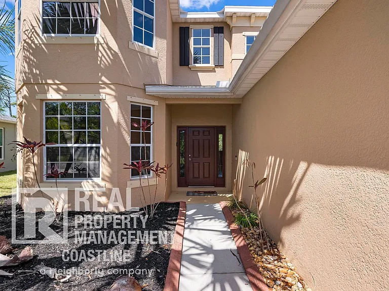 2585 Hobblebrush Dr — Photo 2
