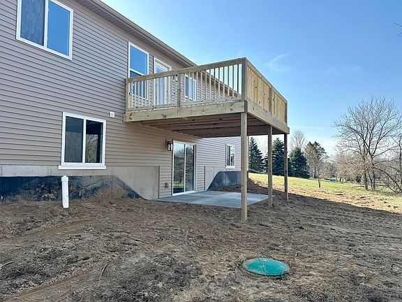 5th image of 3421 Valley Heights Dr