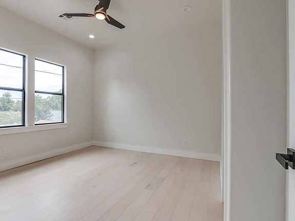 2nd image of 4511 N McKinley Ave