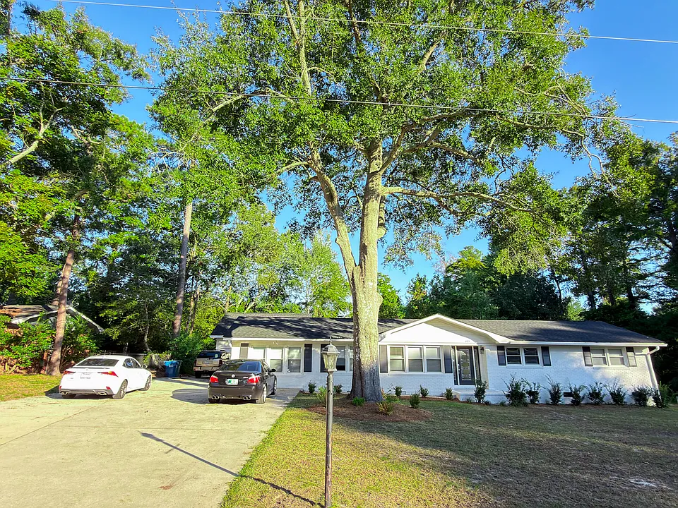 409 Sharon Dr