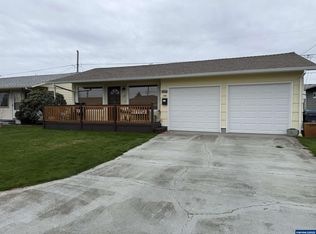 1237 Quinn Rd, Woodburn, OR 97071