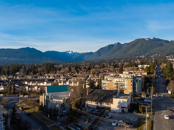 748 Chesterfield Ave, North Vancouver, BC V7M 2M6