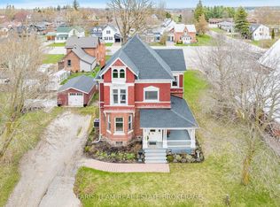 23 Yonge St S, Springwater, ON L0L1P0