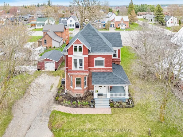 23 Yonge St S, Springwater, ON L0L 1P0