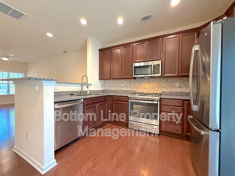 4708 Pepperstone Ln — Photo 7