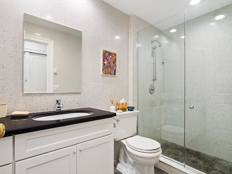 260 Dune Rd — Photo 12