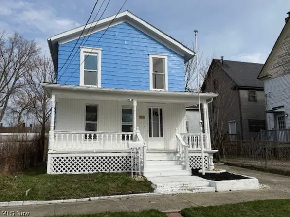 276 Orange St, Conneaut, OH 44030