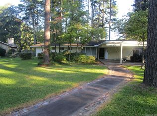 822 Partee Dr, Magnolia, AR 71753