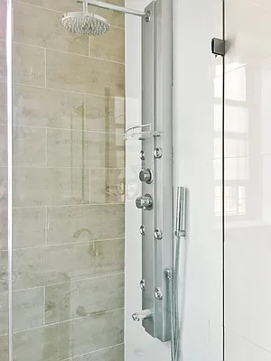 Rented by Bohemia Realty Group | media 29